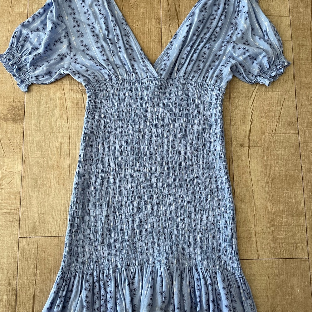 Skylar+Madison- Blue floral Spring/Summer dress